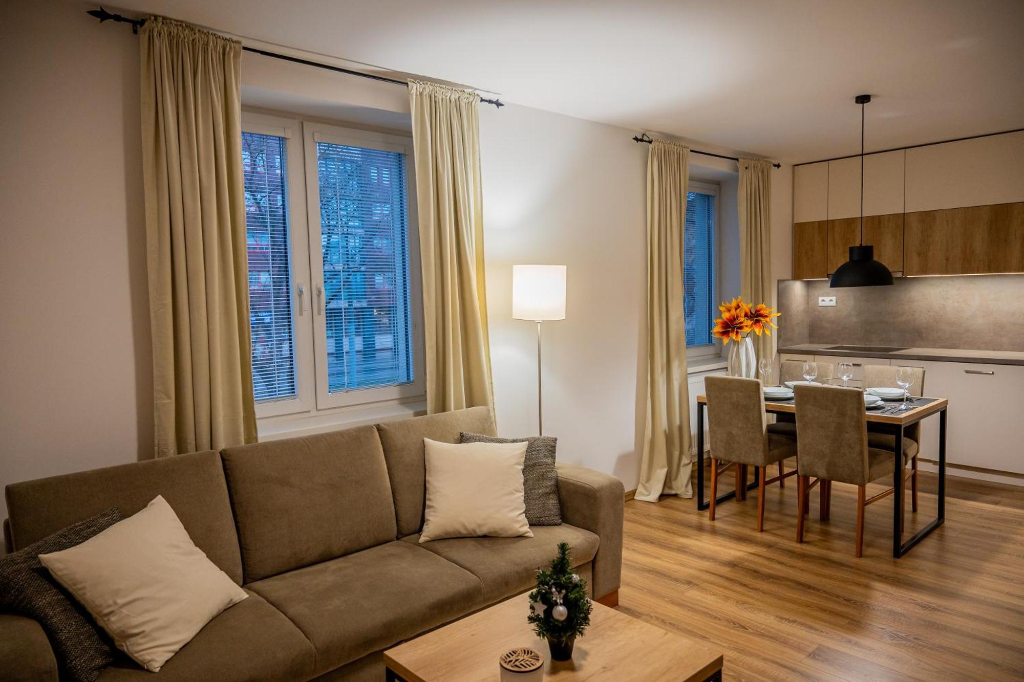 Old Town City Center Apartment 1 - Private Parking Included Košice Buitenkant foto